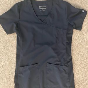 Charcoal grey matrix scrub top. Worn once, to small for me